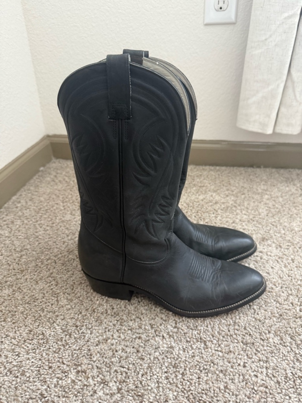 CHRIS ROMERO COWGIRL BOOTS 8.5
